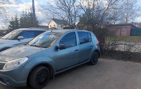 Renault Sandero I, 2011 год, 230 000 рублей, 2 фотография