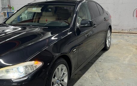 BMW 5 серия, 2012 год, 1 930 000 рублей, 3 фотография