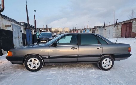 Audi 100, 1983 год, 300 000 рублей, 3 фотография