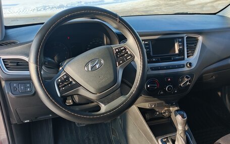 Hyundai Solaris II рестайлинг, 2019 год, 1 350 000 рублей, 18 фотография