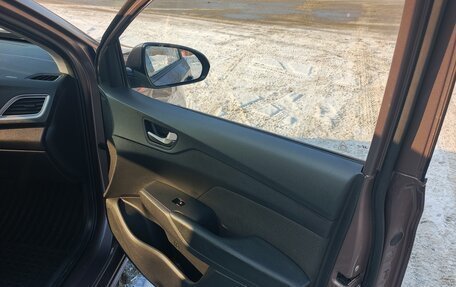 Hyundai Solaris II рестайлинг, 2019 год, 1 350 000 рублей, 14 фотография