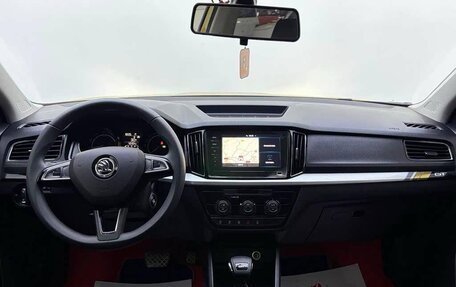 Skoda Kamiq I, 2022 год, 1 750 000 рублей, 8 фотография