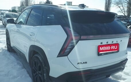 Geely Atlas, 2024 год, 3 200 000 рублей, 2 фотография