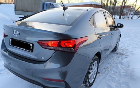 Hyundai Solaris II рестайлинг, 2018 год, 1 630 000 рублей, 4 фотография