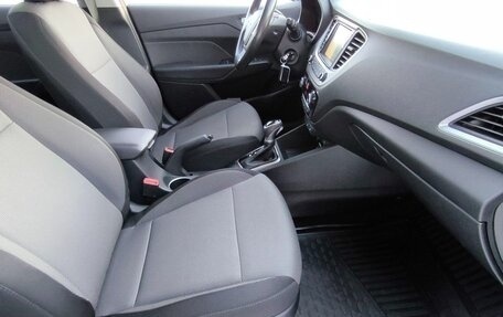 Hyundai Solaris II рестайлинг, 2018 год, 1 630 000 рублей, 10 фотография