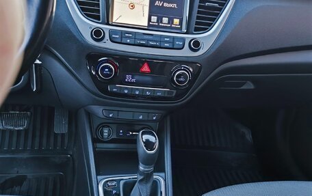 Hyundai Solaris II рестайлинг, 2018 год, 1 630 000 рублей, 15 фотография