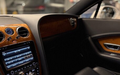 Bentley Continental GT II рестайлинг, 2011 год, 8 500 000 рублей, 14 фотография