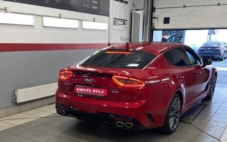 KIA Stinger I, 2018 год, 2 850 000 рублей, 1 фотография