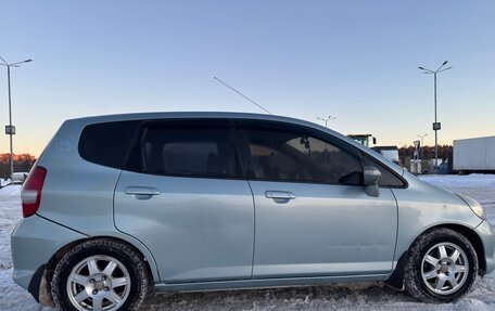 Honda Jazz I рестайлинг, 2006 год, 600 000 рублей, 3 фотография