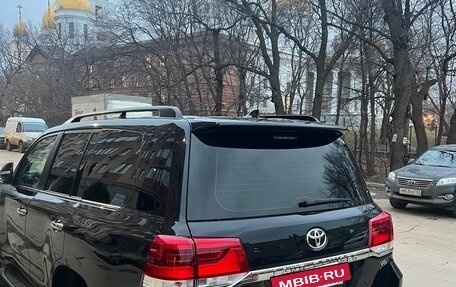 Toyota Land Cruiser 200, 2018 год, 7 200 000 рублей, 4 фотография