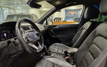 Volkswagen Tiguan II, 2021 год, 3 450 000 рублей, 20 фотография