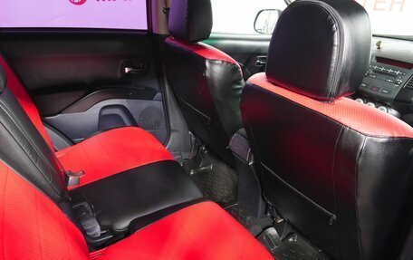 Mitsubishi Outlander III рестайлинг 3, 2008 год, 799 000 рублей, 11 фотография