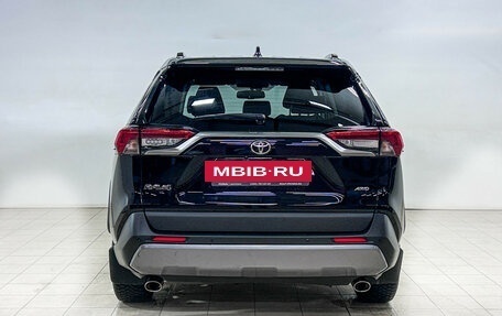 Toyota RAV4, 2020 год, 3 297 000 рублей, 5 фотография