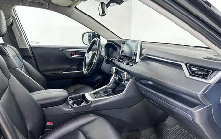 Toyota RAV4, 2020 год, 3 297 000 рублей, 7 фотография