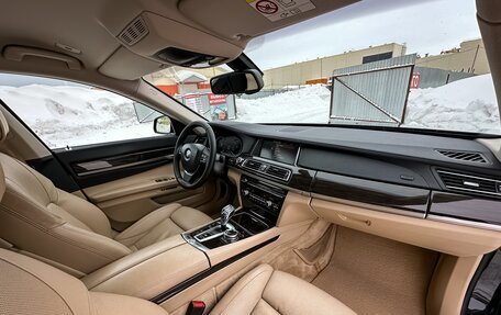 BMW 7 серия, 2015 год, 2 350 000 рублей, 13 фотография