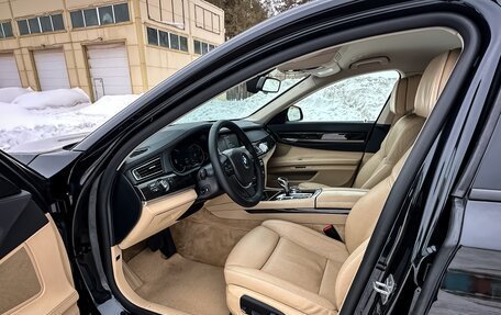 BMW 7 серия, 2015 год, 2 350 000 рублей, 10 фотография