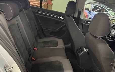 Volkswagen Golf VII, 2013 год, 1 300 000 рублей, 26 фотография