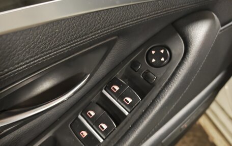 BMW 5 серия, 2012 год, 1 650 000 рублей, 11 фотография