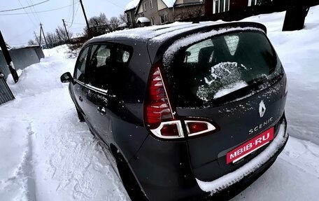 Renault Scenic III, 2011 год, 650 000 рублей, 3 фотография