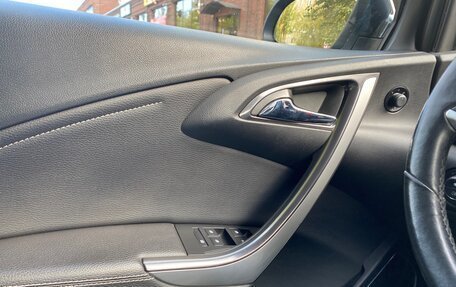 Opel Astra J, 2010 год, 730 000 рублей, 11 фотография