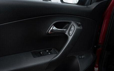 Volkswagen Polo VI (EU Market), 2011 год, 685 000 рублей, 16 фотография