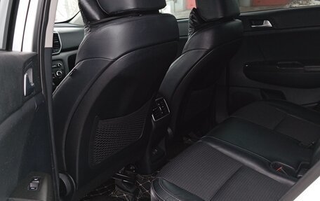 KIA Sportage IV рестайлинг, 2019 год, 2 300 000 рублей, 15 фотография