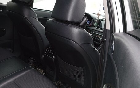 KIA Sportage IV рестайлинг, 2019 год, 2 300 000 рублей, 20 фотография