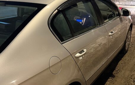 Volkswagen Passat B6, 2006 год, 850 000 рублей, 4 фотография