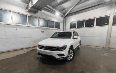 Volkswagen Tiguan II, 2018 год, 2 450 000 рублей, 1 фотография