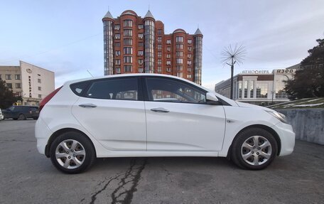 Hyundai Solaris II рестайлинг, 2013 год, 760 000 рублей, 4 фотография