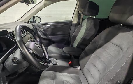 Volkswagen Tiguan II, 2018 год, 2 450 000 рублей, 9 фотография