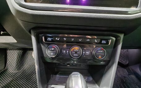 Volkswagen Tiguan II, 2018 год, 2 450 000 рублей, 22 фотография