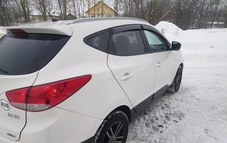 Hyundai ix35 I рестайлинг, 2012 год, 970 000 рублей, 3 фотография