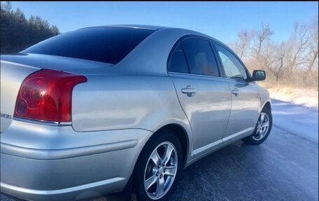 Toyota Avensis III рестайлинг, 2005 год, 670 000 рублей, 6 фотография