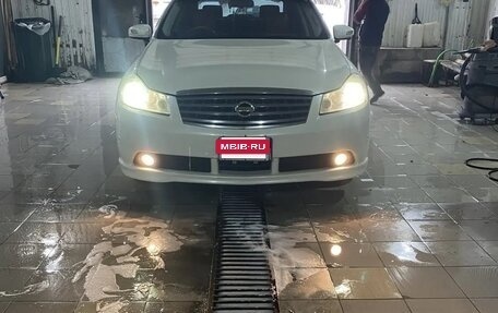 Nissan Fuga I, 2005 год, 640 000 рублей, 3 фотография