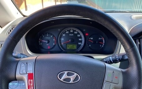 Hyundai Grand Starex Grand Starex I рестайлинг 2, 2015 год, 2 600 000 рублей, 4 фотография