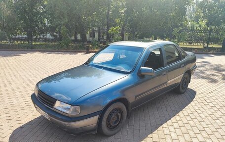 Opel Vectra A, 1989 год, 160 000 рублей, 11 фотография