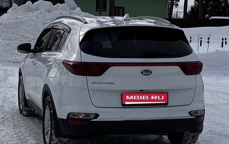 KIA Sportage IV рестайлинг, 2018 год, 2 200 000 рублей, 8 фотография