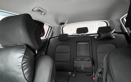 KIA Sportage IV рестайлинг, 2018 год, 2 200 000 рублей, 10 фотография