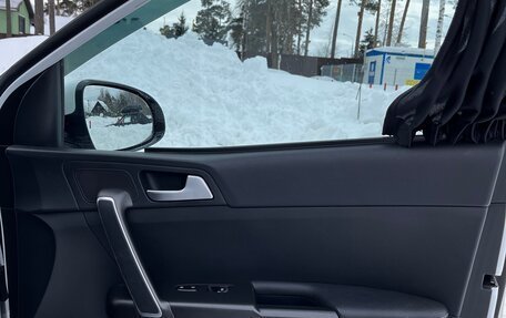 KIA Sportage IV рестайлинг, 2018 год, 2 200 000 рублей, 17 фотография