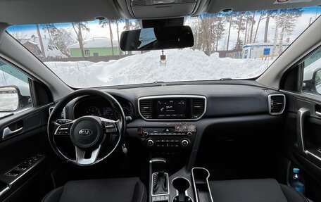 KIA Sportage IV рестайлинг, 2018 год, 2 200 000 рублей, 20 фотография