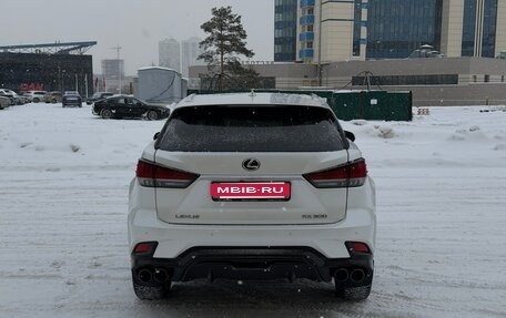 Lexus RX IV рестайлинг, 2021 год, 5 700 000 рублей, 6 фотография