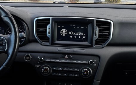 KIA Sportage IV рестайлинг, 2018 год, 2 225 000 рублей, 13 фотография