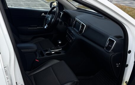 KIA Sportage IV рестайлинг, 2018 год, 2 225 000 рублей, 15 фотография