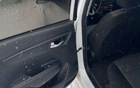 KIA Rio IV, 2019 год, 1 310 000 рублей, 14 фотография