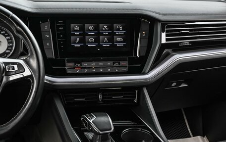 Volkswagen Touareg III, 2019 год, 4 929 000 рублей, 21 фотография