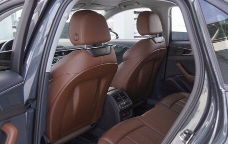 Audi A4, 2019 год, 2 869 000 рублей, 12 фотография