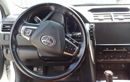 Toyota Camry, 2016 год, 2 300 000 рублей, 12 фотография