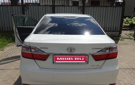 Toyota Camry, 2016 год, 2 300 000 рублей, 2 фотография