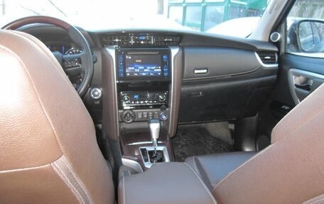 Toyota Fortuner II, 2018 год, 4 200 000 рублей, 6 фотография